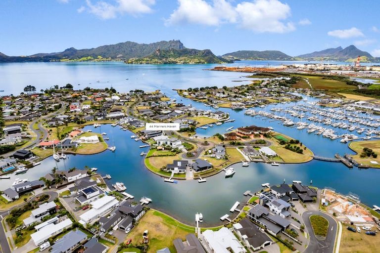 Photo of property in 44 Mariners Haven, One Tree Point, 0118