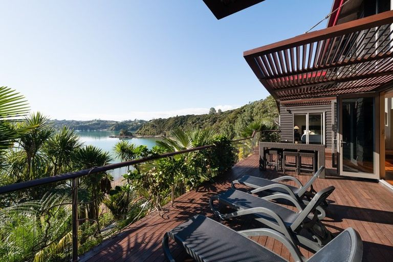 Photo of property in 14a Kaha Place, Russell, 0272