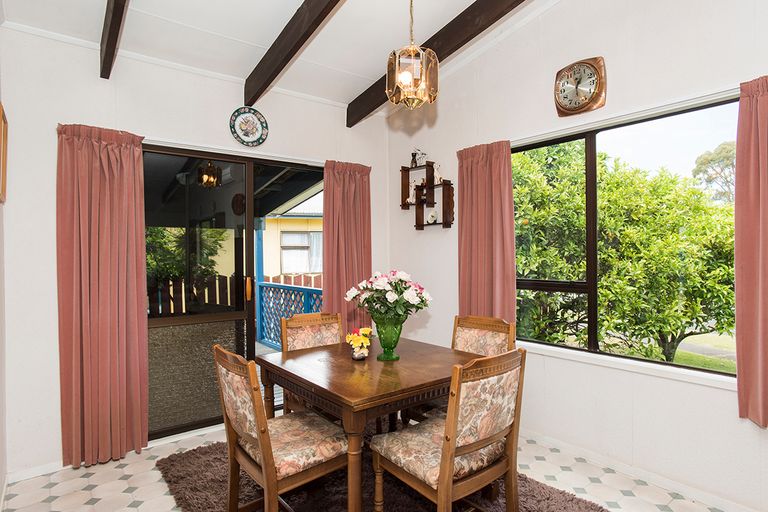 Photo of property in 14 Loisel Street, Riverdale, Gisborne, 4010