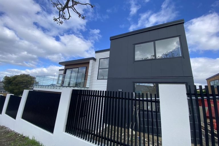 Photo of property in 36d Eastern Beach Road, Bucklands Beach, Auckland, 2012