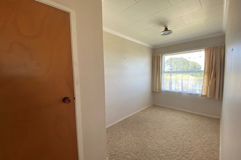 Photo of property in 45 Johnston Street, Brixton, Waitara, 4382