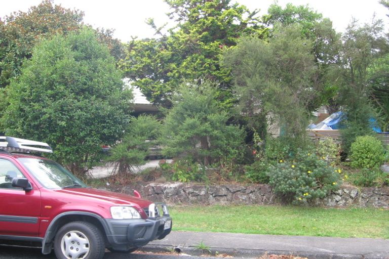 Photo of property in 10 Brunton Place, Glenfield, Auckland, 0629
