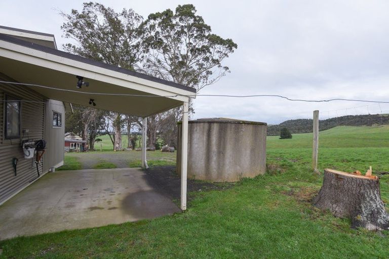 Photo of property in 24 Stephen Road, Browns, Winton, 9781