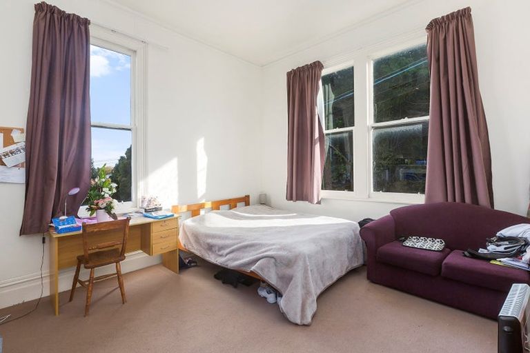 Photo of property in 4 Kyber Pass, North Dunedin, Dunedin, 9016