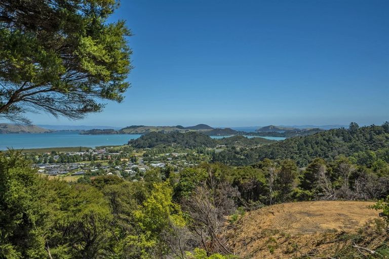 Photo of property in 570 Edward Street, Coromandel, 3506