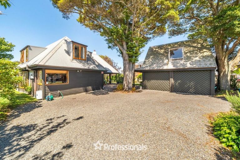 Photo of property in 106 Epuni Street, Epuni, Lower Hutt, 5011