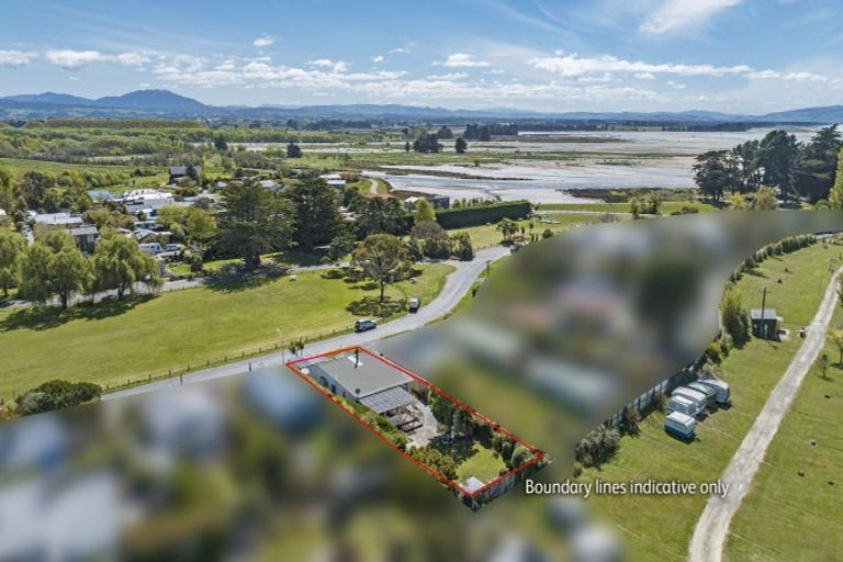Photo of property in 26 Rotten Row, Waikuku Beach, 7473
