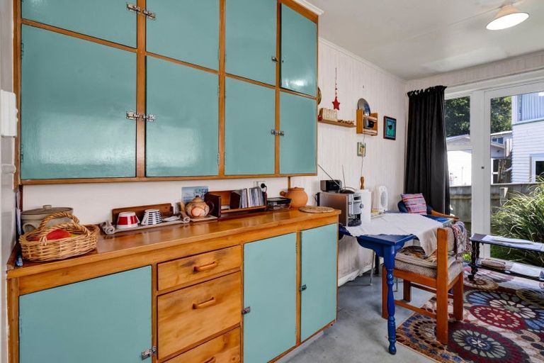 Photo of property in 21 Blackmore Street, Lynmouth, New Plymouth, 4310