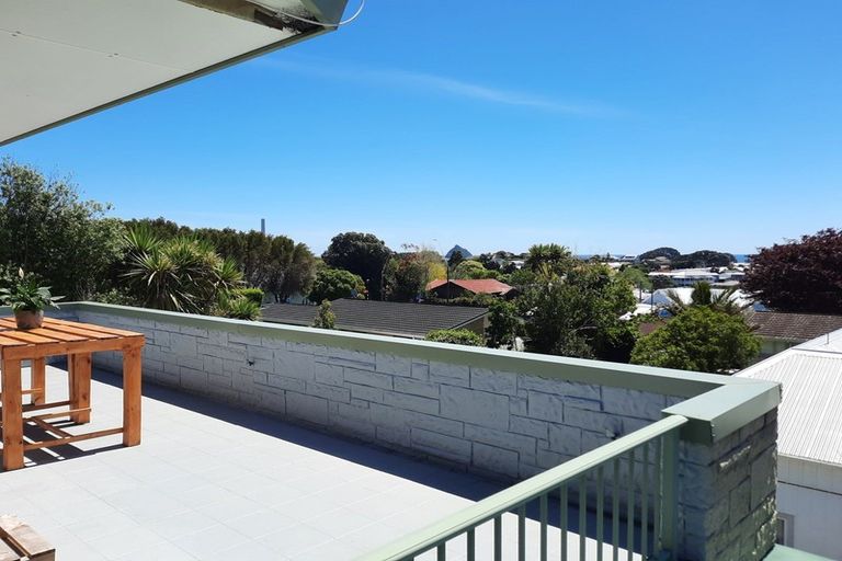 Photo of property in 339a Devon Street West, New Plymouth, 4310