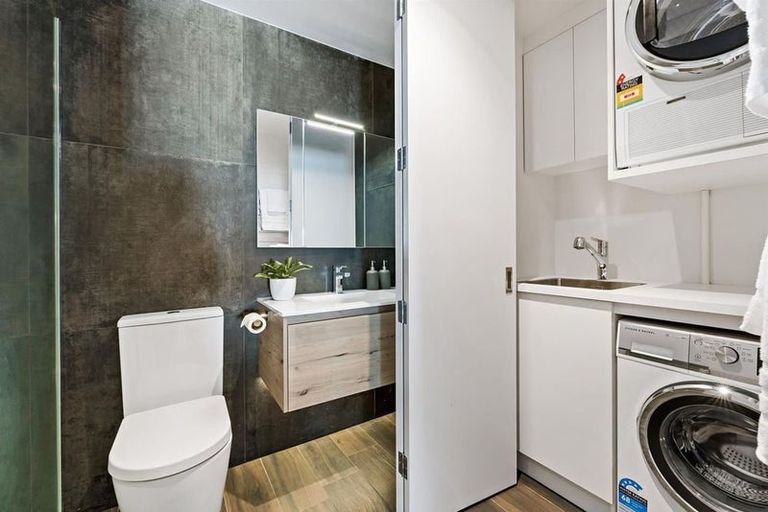 Photo of property in 1/11 William Street, Takapuna, Auckland, 0622