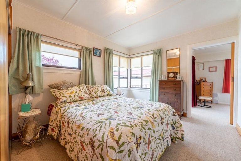 Photo of property in 6 Moorhouse Street, Waimate, 7924