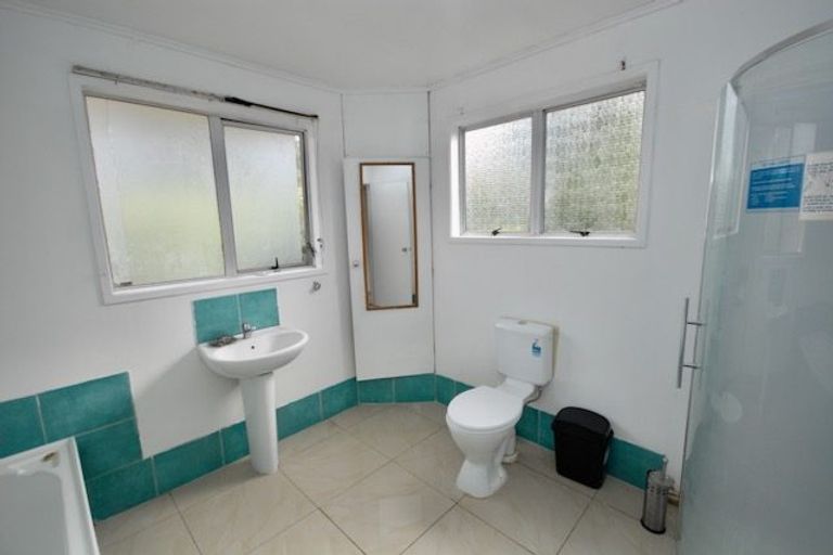 Photo of property in 1/21 Sunburst Lane, Torbay, Auckland, 0630