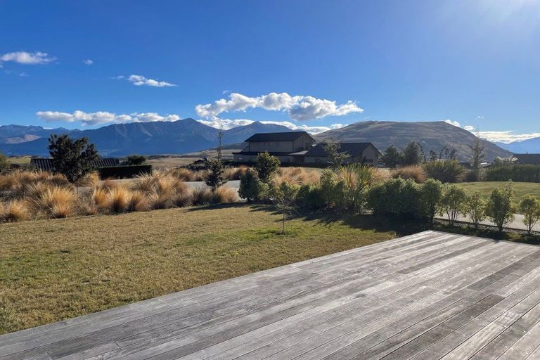 Photo of property in 19 Glenfiddich Road, Jacks Point, Queenstown, 9371