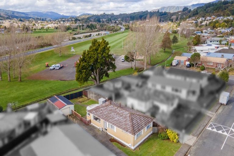 Photo of property in 127 Clouston Park Road, Clouston Park, Upper Hutt, 5018
