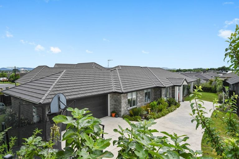 Photo of property in 18 Drower Glen, Flagstaff, Hamilton, 3210