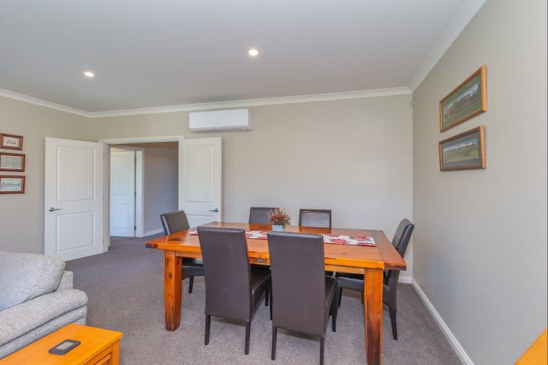 Photo of property in 17 Arete Lane, Levin, 5571