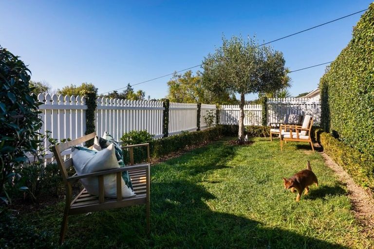 Photo of property in 81a Rangatira Road, Beach Haven, Auckland, 0626