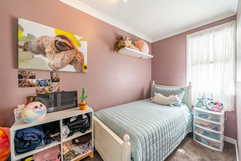 Photo of property in 50 Seddon Street, Wallaceville, Upper Hutt, 5018