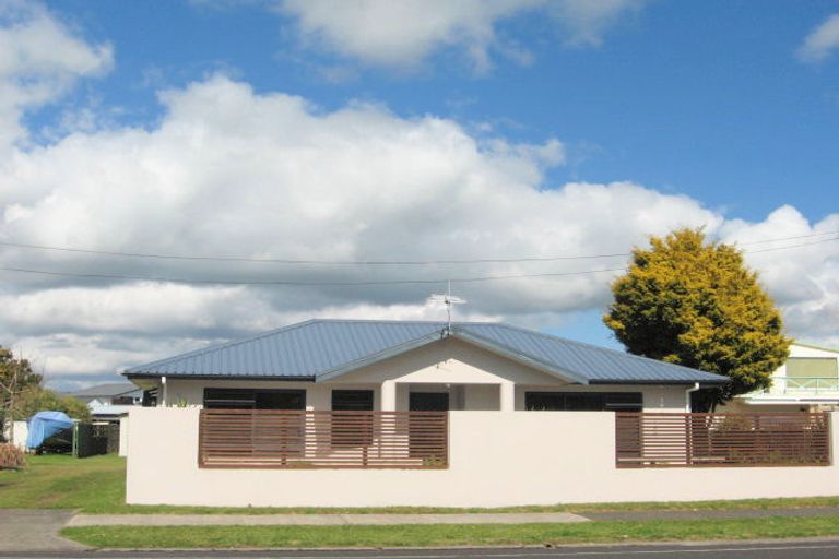 Photo of property in 4 South Highway East, Whitianga, 3510