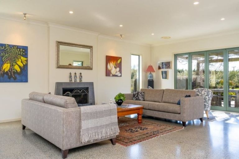 Photo of property in 1/239 Lake Ferry Road, Martinborough, 5781