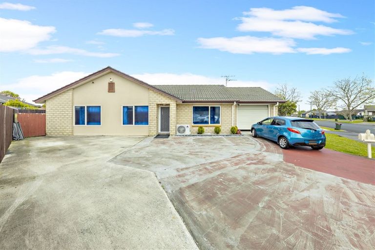 Photo of property in 85 Riverton Drive, Randwick Park, Auckland, 2105