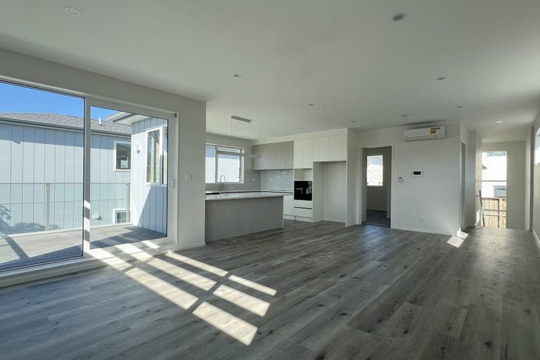 Photo of property in 319b East Coast Road, Mairangi Bay, Auckland, 0630