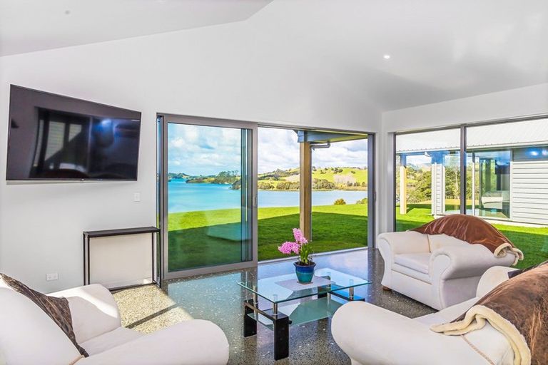 Photo of property in 334 Pukapuka Road, Pohuehue, Warkworth, 0983