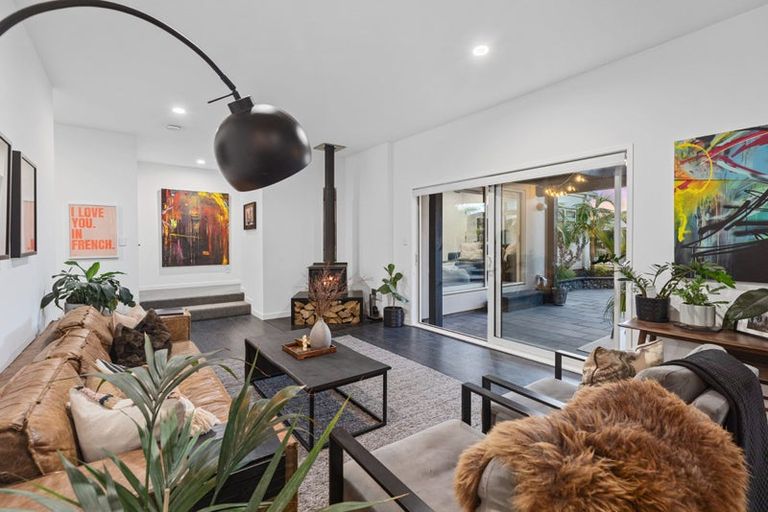 Photo of property in 25 Rosberg Place, Mount Maunganui, 3116