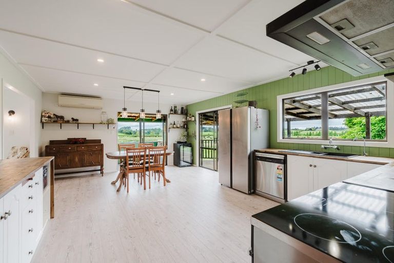 Photo of property in 1986 Kakaramea Road, Ngahinapouri, Hamilton, 3290