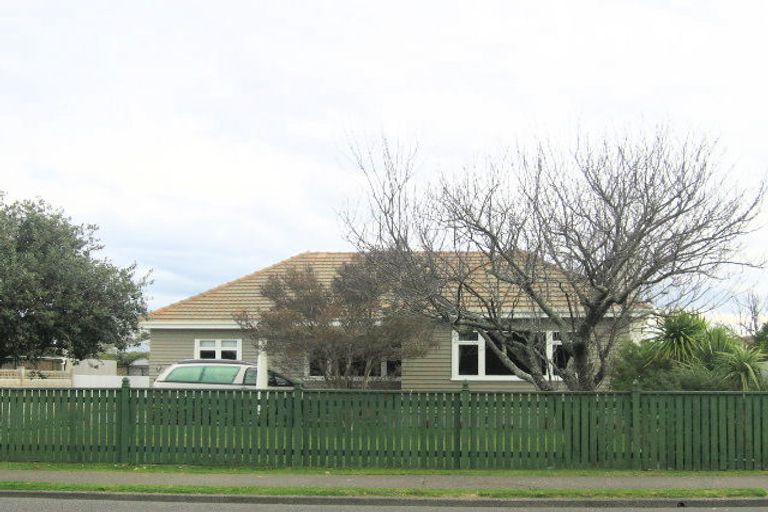 Photo of property in 52 Auckland Road, Greenmeadows, Napier, 4112