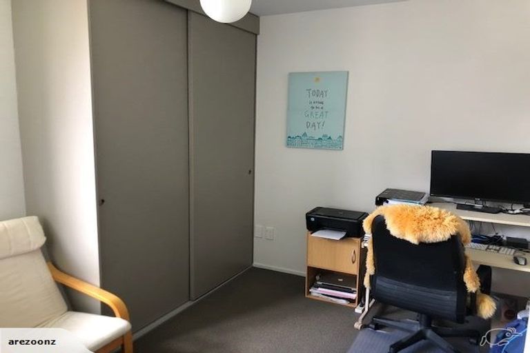 Photo of property in 24/2 Onslow Road, Khandallah, Wellington, 6035