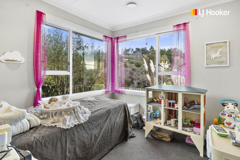 Photo of property in 2 Koremata Street, Green Island, Dunedin, 9018