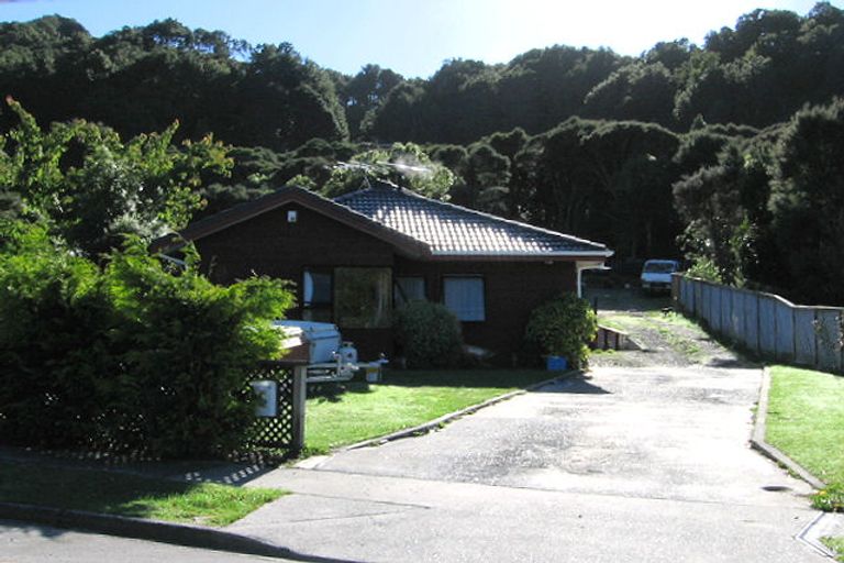 Photo of property in 24 Kaponga Street, Wainuiomata, Lower Hutt, 5014
