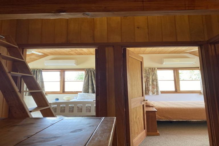 Photo of property in 10/457 Swanson Road, Ranui, Auckland, 0612