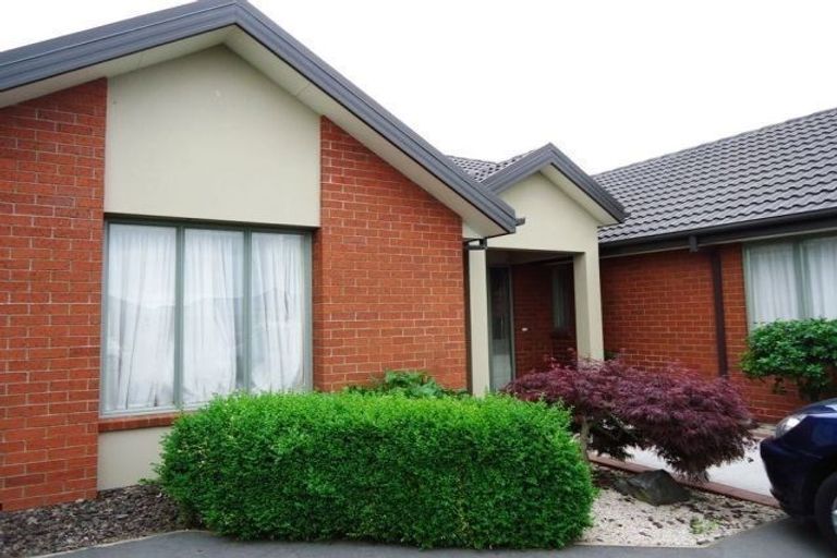 Photo of property in 16 Coppinger Terrace, Aidanfield, Christchurch, 8025