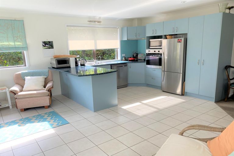 Photo of property in 18 Halyard Loop, Haruru, 0204