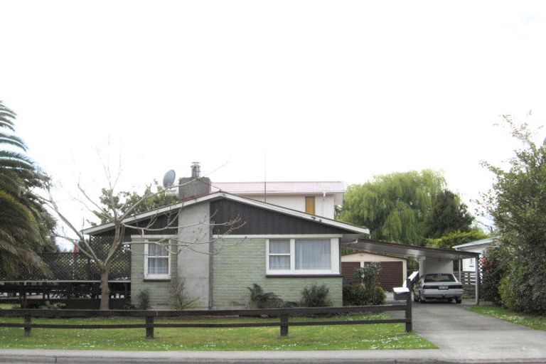 Photo of property in 59 Lee Road, Hannahs Bay, Rotorua, 3010