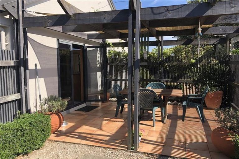 Photo of property in 20 Malthouse Crescent, Brightwater, 7022