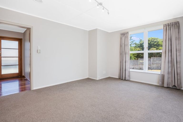 Photo of property in 23 Turkington Street, Tawa, Wellington, 5028