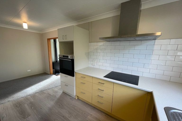 Photo of property in 6/3 Gilbert Street, New Plymouth, 4310