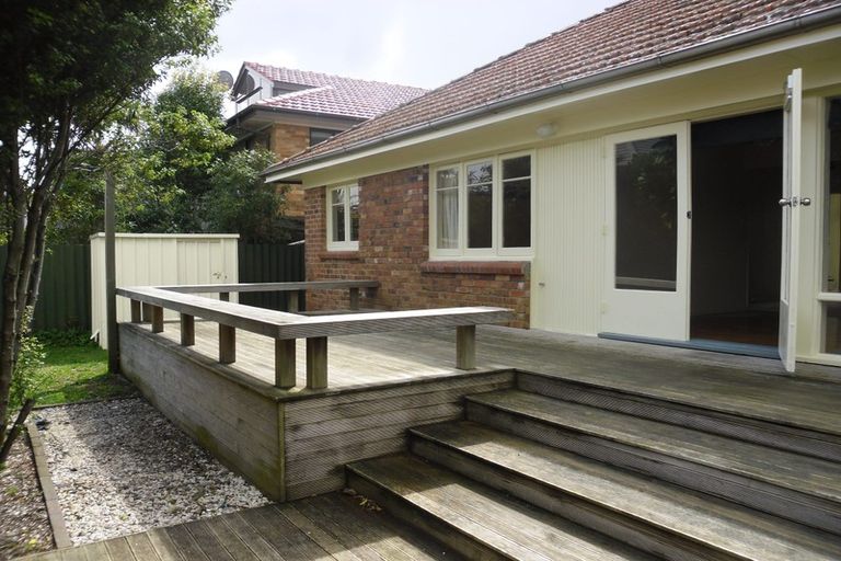 Photo of property in 15 Hattaway Avenue, Bucklands Beach, Auckland, 2012