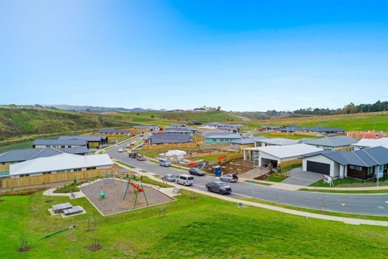 Photo of property in 4 Kissling Terrace, Pyes Pa, Tauranga, 3112