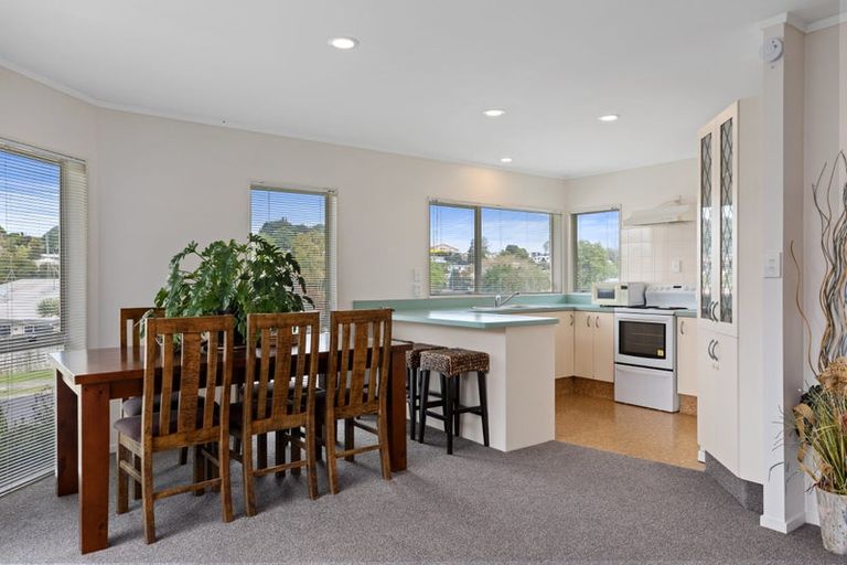 Photo of property in 10 Sunvale Place, Gate Pa, Tauranga, 3112