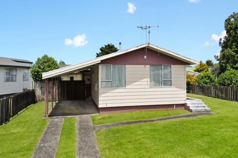 Photo of property in 17 Enfield Street, Nawton, Hamilton, 3200