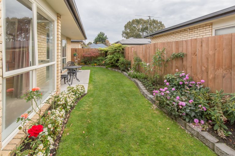 Photo of property in 24/13 Sylvan Street, Hillmorton, Christchurch, 8024