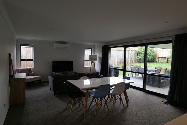 Photo of property in 8 Parkgrove Crescent, Pokeno, 2402