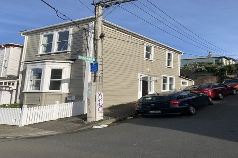 Photo of property in 5 Devon Street, Aro Valley, Wellington, 6021