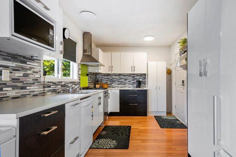 Photo of property in 37 Wingrove Road, Owhata, Rotorua, 3010