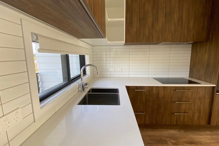 Photo of property in 14 Equine Way, Brookfield, 3110