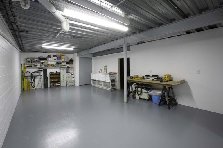 Photo of property in 15 Fillis Street, New Plymouth, 4310